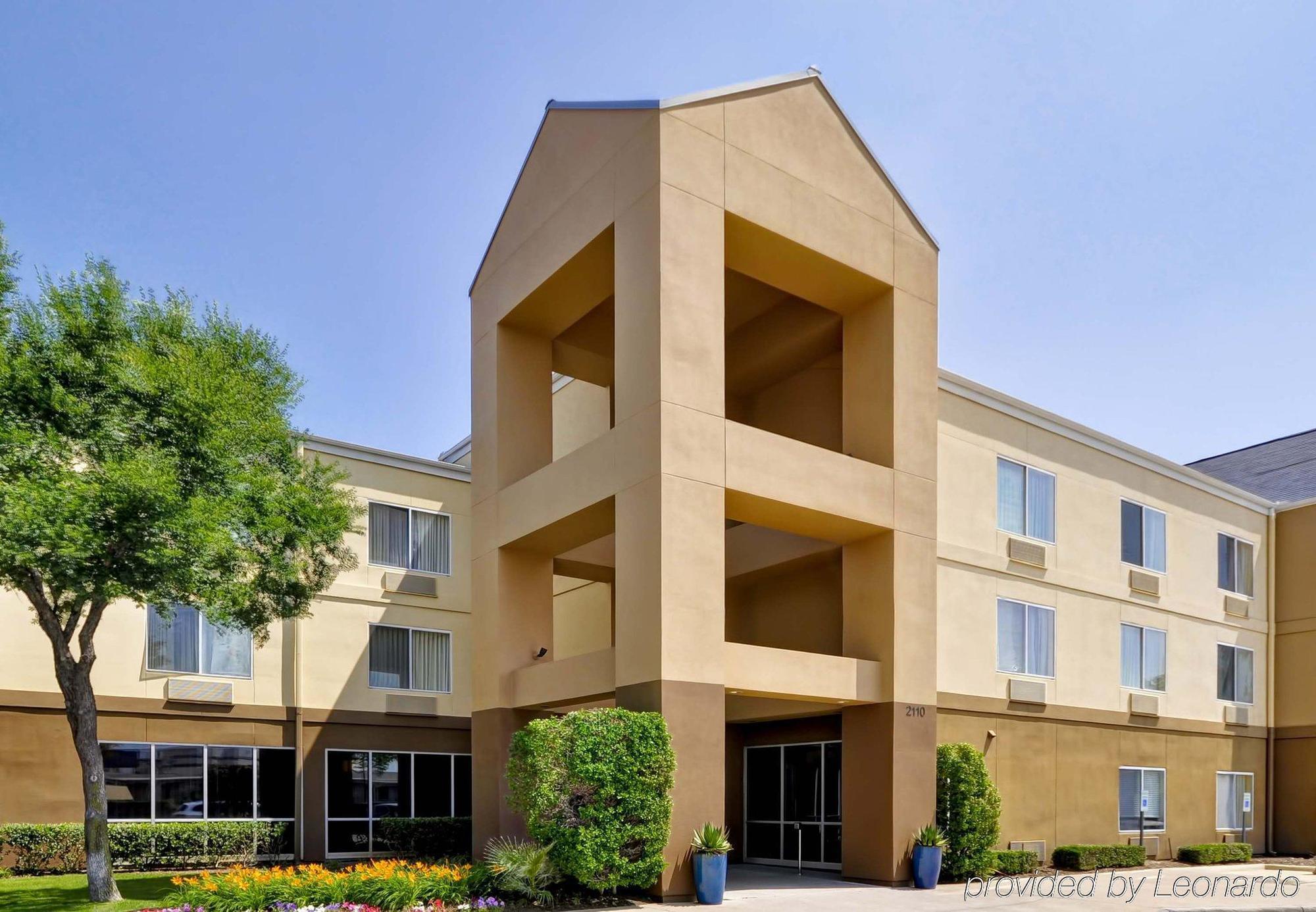 Fairfield Inn & Suites Dallas Medical/Market Center Екстер'єр фото